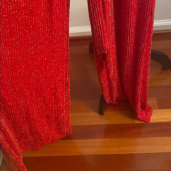 Gibiu USA NWT red with silver threads tie waist jumpsuit - Picture 11 of 12